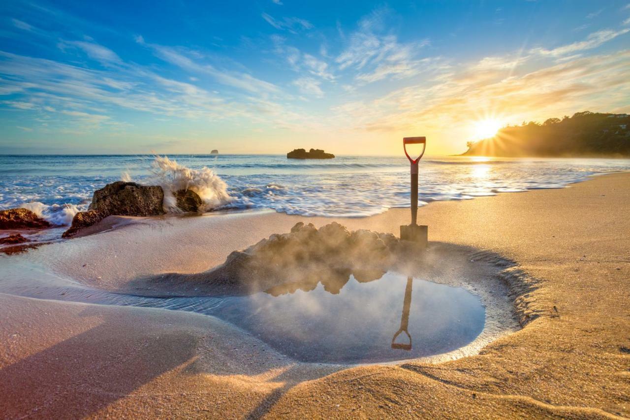 Hot Water Beach Bure Wera Hotwater Beach Exterior photo